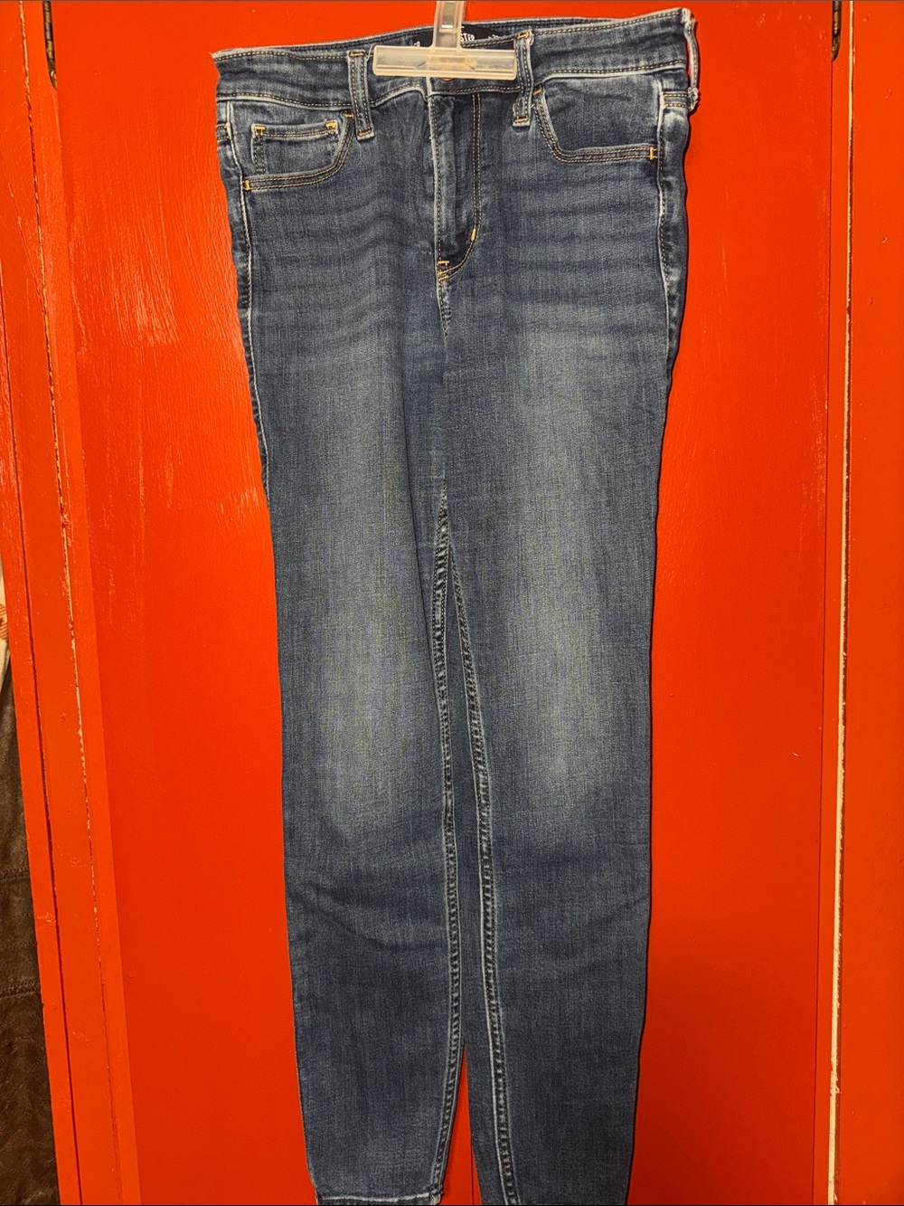 Hollister Women's Classic Dark Blue Skinny Jeans